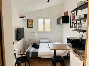 La Petite Grange - 5 mn gare SNCF - Wifi & Netflix